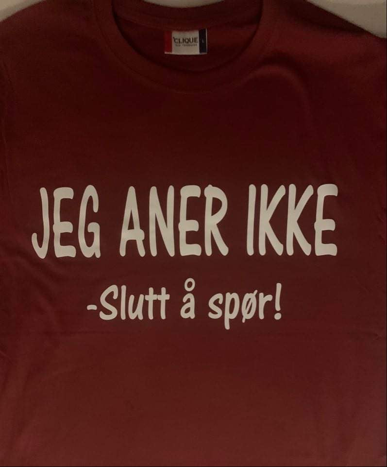 JEG ANER IKKE  -Slutt å spør!